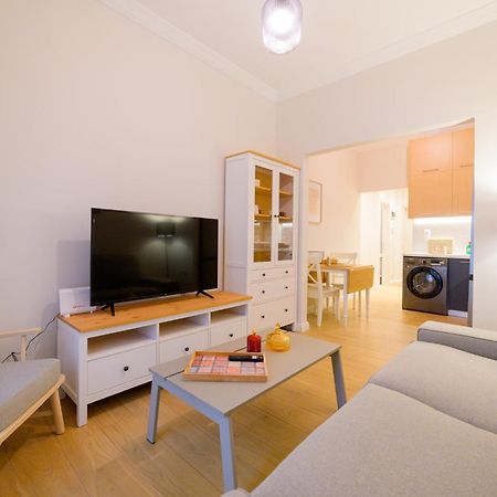 New Modern 2Nd Floor Apartment Thessaloníki Ngoại thất bức ảnh