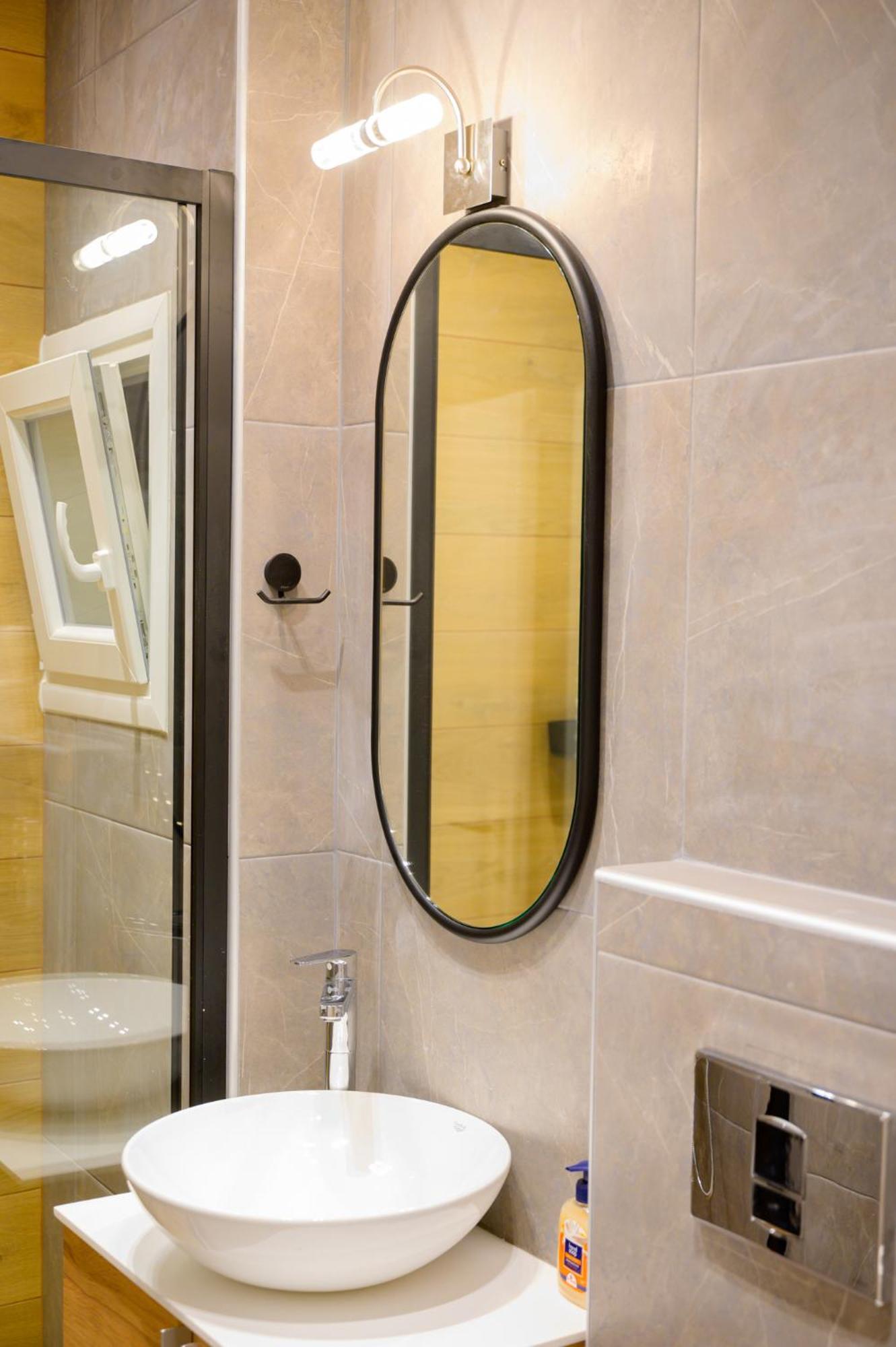 New Modern 2Nd Floor Apartment Thessaloníki Ngoại thất bức ảnh